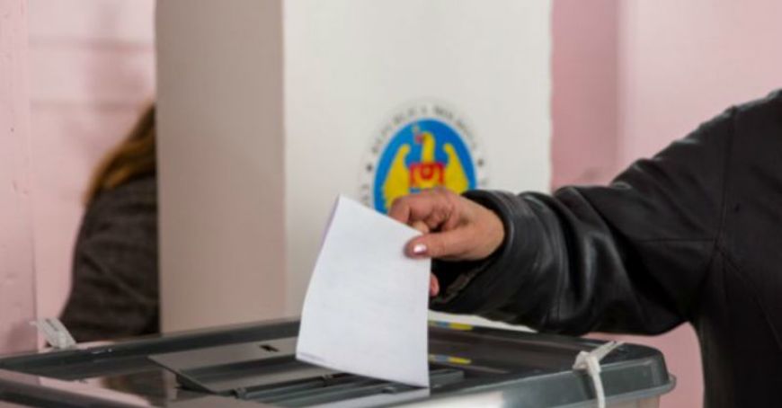 Majoritatea candidaţilor pentru alegerile din februarie nu ar trece niciun filtru al integrităţii, opinii