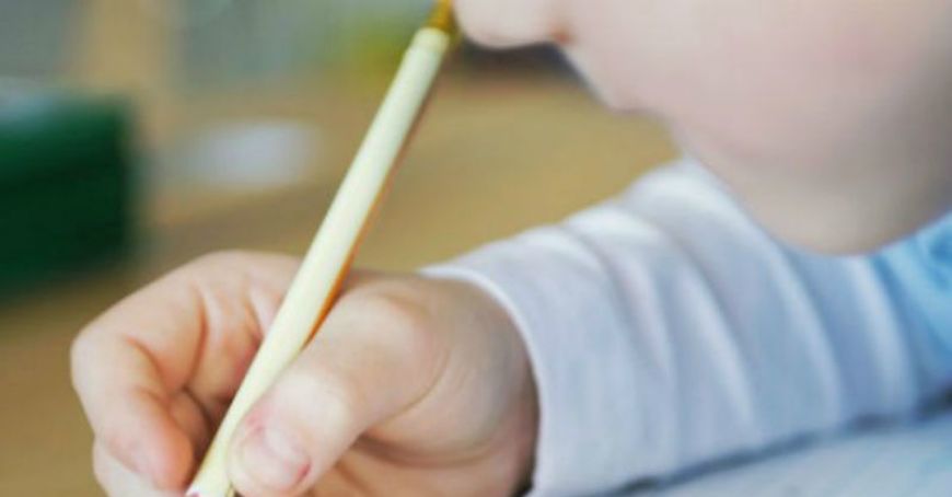 Copiii rămaşi fără ocrotire părintească vor primi indemnizaţii mai mari