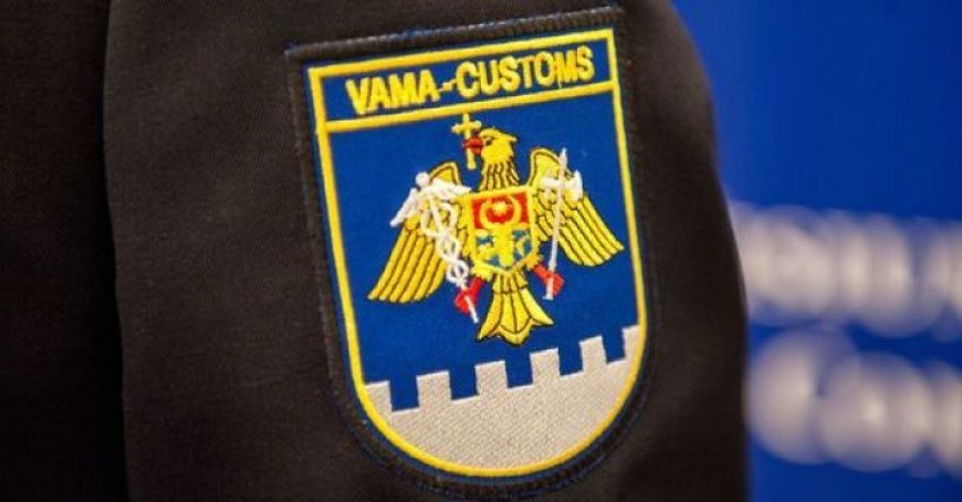 Doi candidaţi admişi pentru funcţia de director al Serviciului Vamal