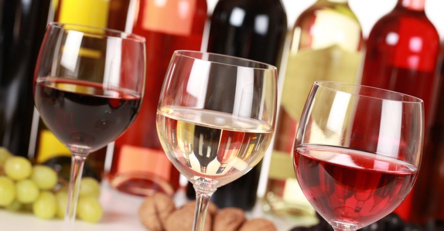 Vinurile moldoveneşti, apreciate de experţii de talie mondială