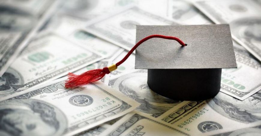 Mai mulţi elevi şi studenţi au învăţat cum să gestioneze corect propriile venituri
