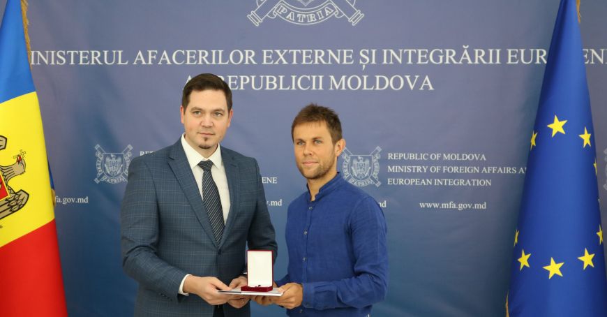 Теннисист Раду Албот награждён медалью «Meritul Diplomatic»