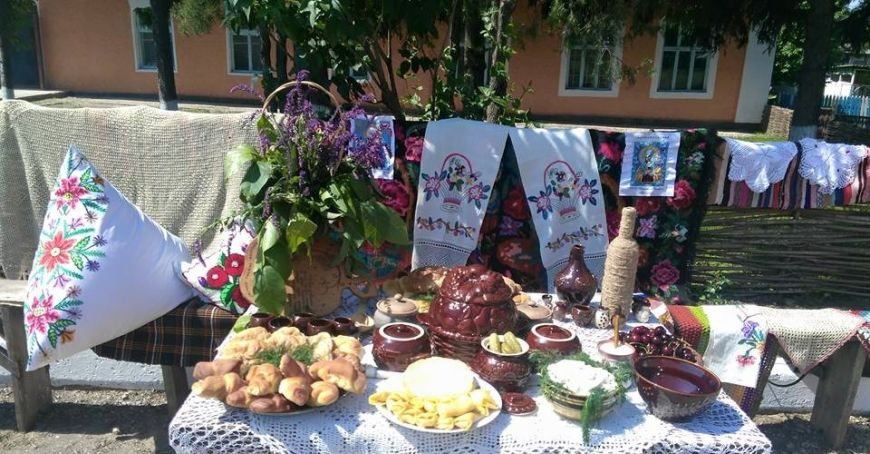 The most delicious pies at the Pies Festival in Drochia District