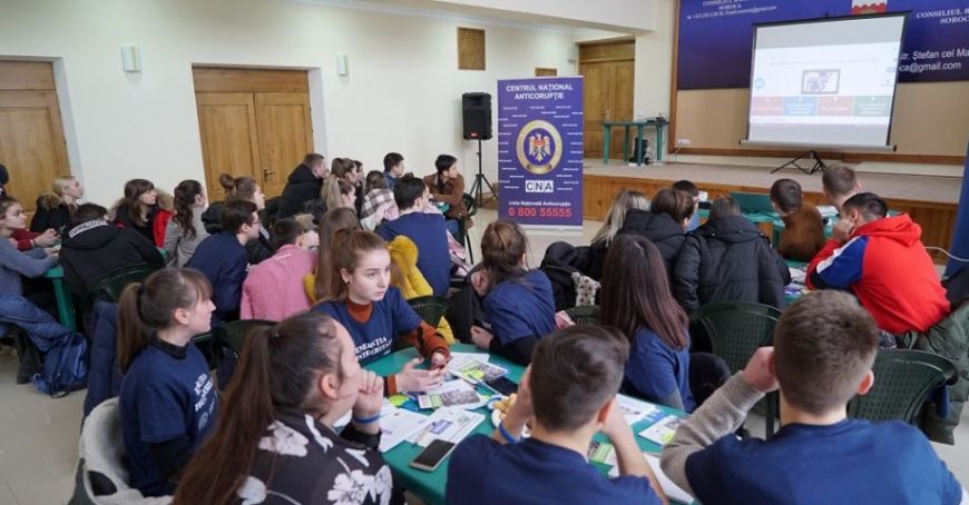 Proiectul de educaţie anticorupţie „Quiz Pro Integritate”, lansat la Soroca