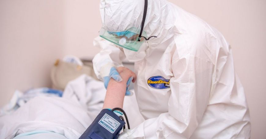 Indemnizaţii unice pentru alţi 320 de angajaţi ai sistemului medical