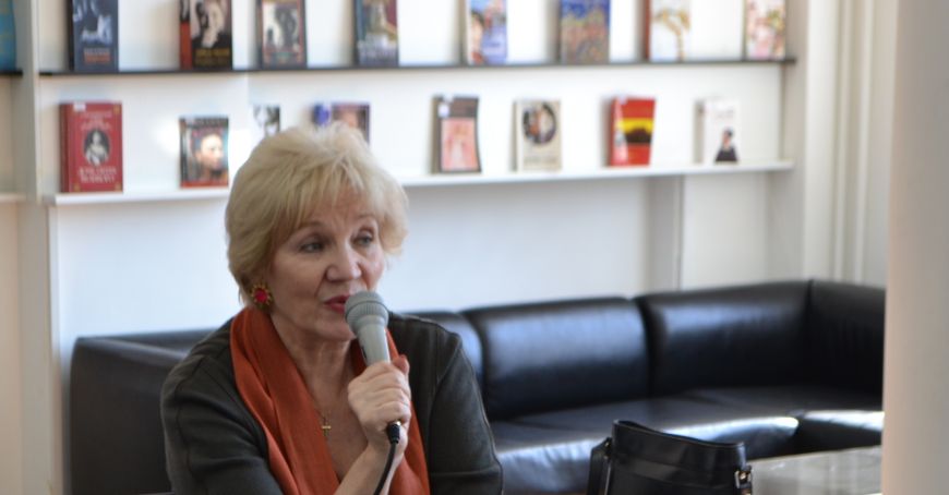 „Cherchez la femme”, noua carte de nuvele lansată de Lucreţia Bârlădeanu (VIDEO)