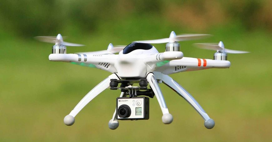 Dronele pentru uz personal, tot mai populare în ţara noastră. Ce reguli trebuie respectate pentru utilizarea lor