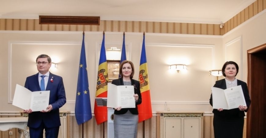Maia Sandu a semnat cererea de aderare a Republicii Moldova la Uniunea Europeană (VIDEO)