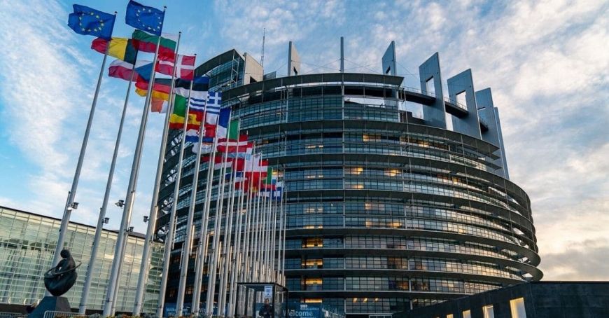 Moment istoric! Consiliul European a acordat Republicii Moldova statutul de ţară candidat de aderare la UE