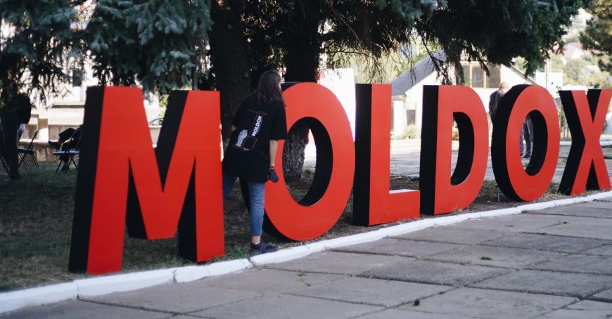 Oraşul Cahul găzduieşte festivalul internaţional de film documentar „Moldox” (VIDEO)
