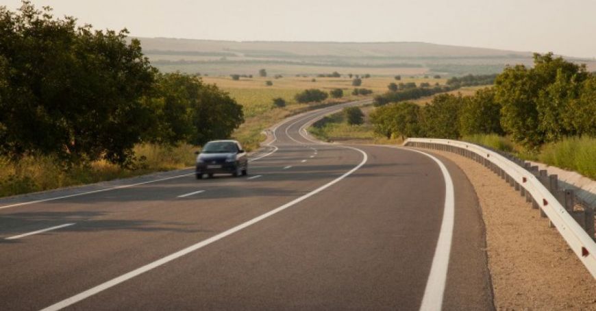 În curând vor fi daţi în exploatare peste 90 de kilometri de drum, anunţă ministrul Infrastructurii