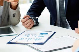 Concurenţii electorali pentru alegerile din 16 octombrie pot beneficia de credite fără dobândă